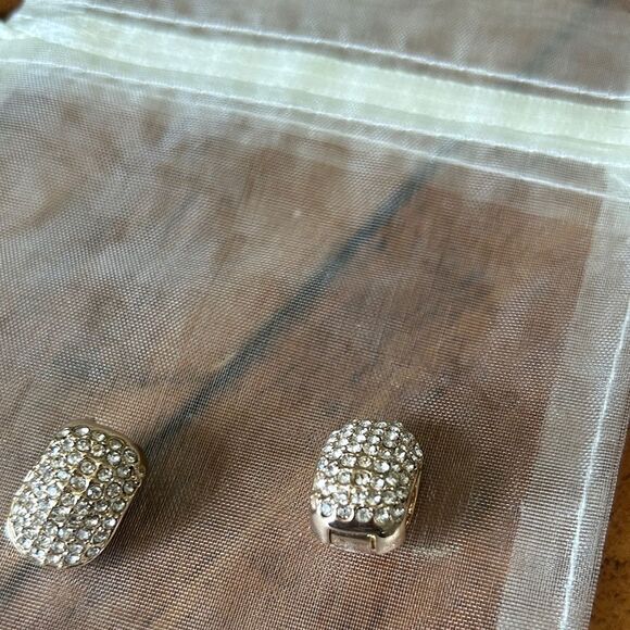 Vintage Anne Klein Sparkling Crystal Gold Clip-On Earrings - Picture 4 of 4